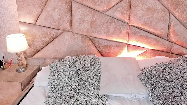 GaiaBaker online show from March 13, 3:54 am