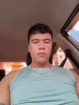 Snapshot of Logan_smith1 chatting on April 17, 6:55 pm Logan smith1 online show from April 17, 6:55 pm