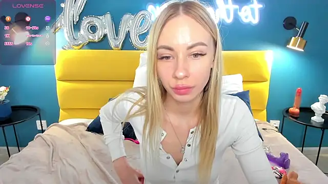 Diana Garrett online show from March 1, 4:58 am