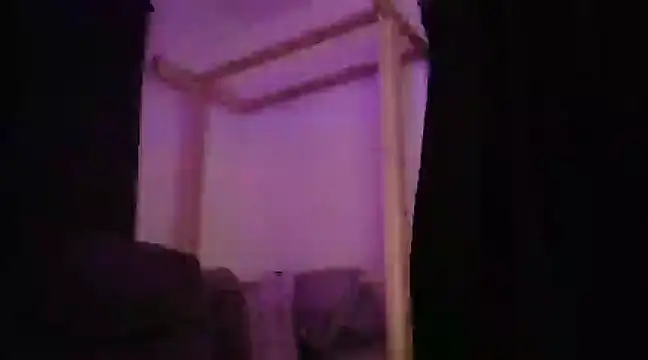 Snapshot of sexyblondetrans chatting on February 17, 10:40 am sexyblondetrans online show from February 17, 10:40 am