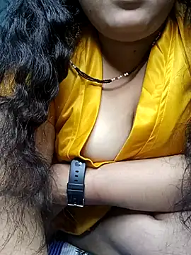 Cute-Raashii online show from March 13, 5:07 pm