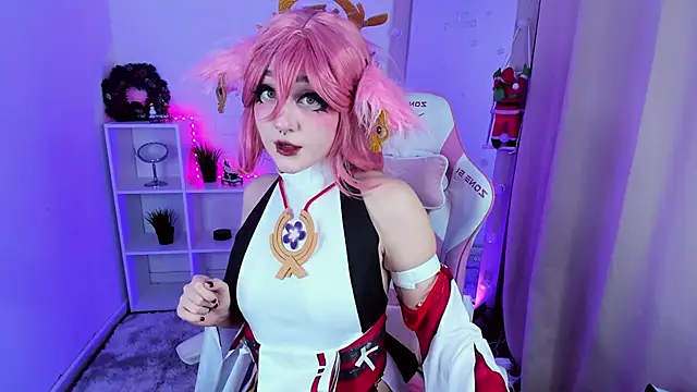 Aki  Ra online show from December 28, 9:51 pm