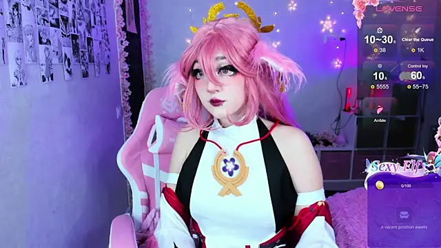 Aki  Ra online show from February 12, 9:01 pm