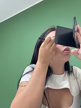 iiris  online show from November 4, 2:38 pm