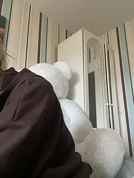 Snapshot of Liya_my chatting on November 4, 9:52 am Liya my online show from November 4, 9:52 am