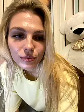 Snapshot of Liya_my chatting on November 10, 5:12 pm Liya my online show from November 10, 5:12 pm