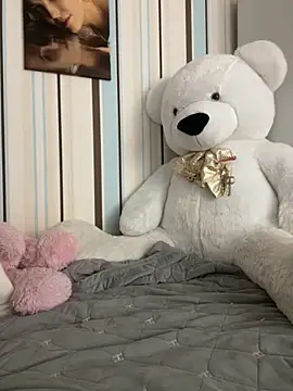 Snapshot of Liya_my chatting on November 25, 10:43 pm Liya my online show from November 25, 10:43 pm