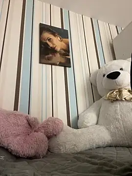 Snapshot of Liya_my chatting on November 28, 11:07 pm Liya my online show from November 28, 11:07 pm