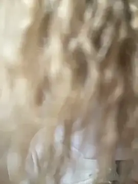 Snapshot of Liya_my chatting on December 15, 11:36 am Liya my online show from December 15, 11:36 am