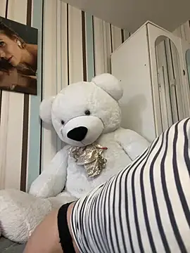 Liya my online show from January 14, 1:17 pm