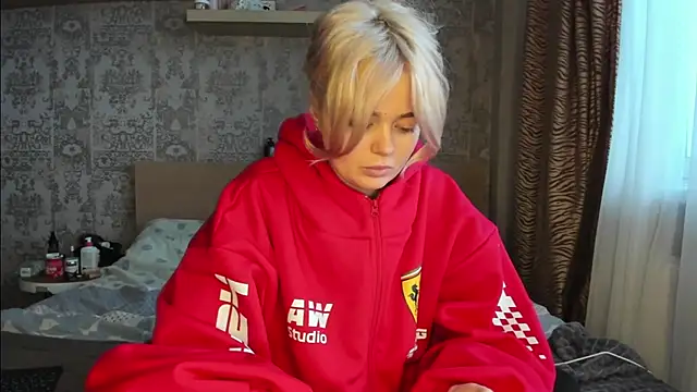 purebeautie13 online show from February 9, 1:15 pm