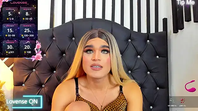 AllisonsweetZ online show from December 11, 8:07 pm