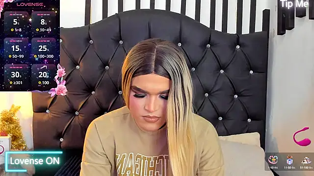 AllisonsweetZ online show from December 12, 7:37 pm