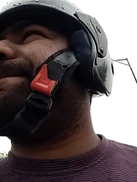 Snapshot of L9vefromAkhil chatting on March 30, 9:21 am L9vefromAkhil online show from March 30, 9:21 am