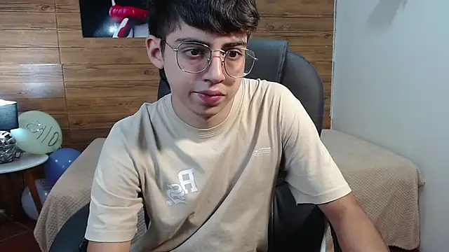 jhoellx online show from October 9, 7:56 pm