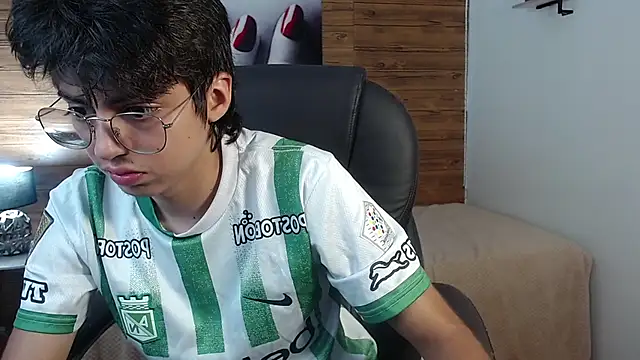 jhoellx online show from November 20, 7:46 pm