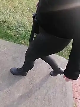 sophie banger online show from November 24, 9:47 pm