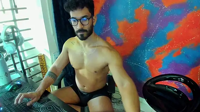 leondevereda online show from October 31, 6:20 pm