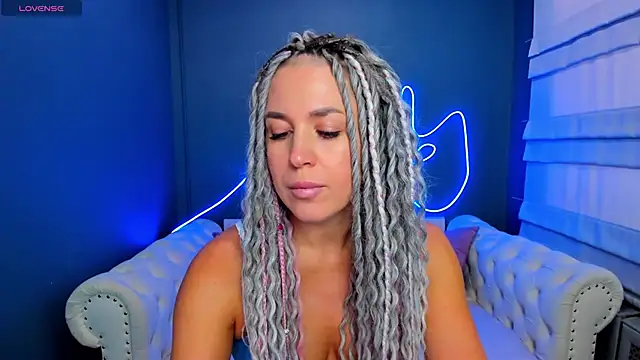 rock n roxy online show from March 24, 2:05 am