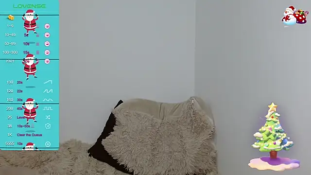 Snapshot of TRIXIE_TANG28 chatting on December 16, 2:04 am TRIXIE TANG28 online show from December 16, 2:04 am