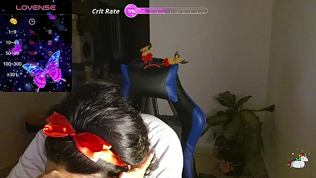 TRIXIE TANG28 online show from April 16, 1:06 am