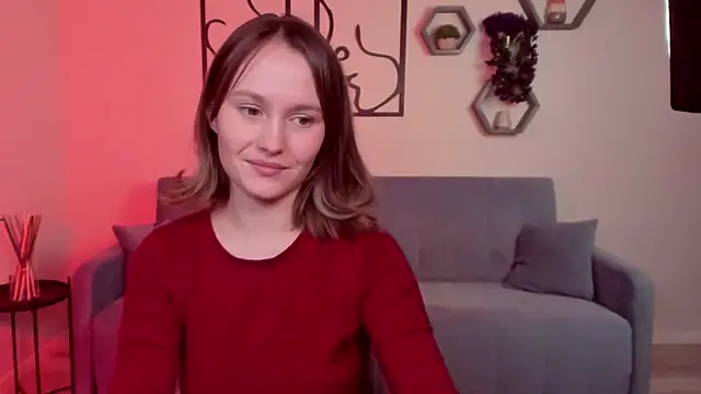 BritnieCute online show from February 9, 6:06 am