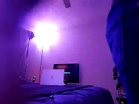 Snapshot of big8dall chatting on December 18, 6:52 am big8dall online show from December 18, 6:52 am