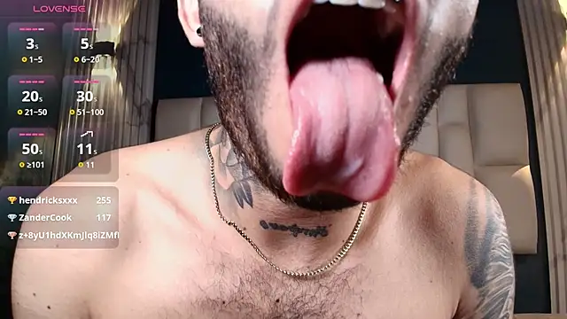 Marcelo ruiz  online show from February 9, 9:49 pm