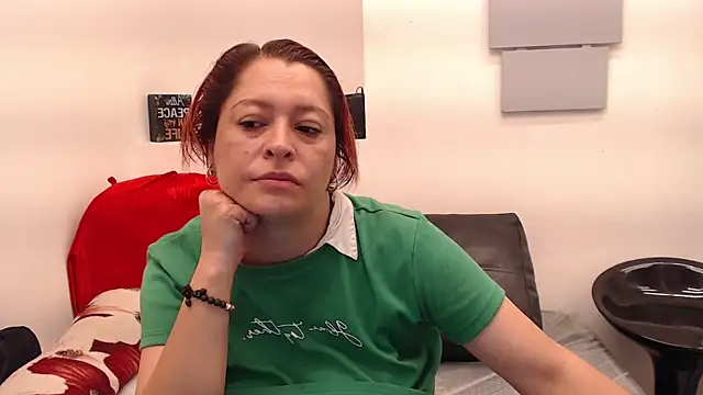 eva twiss online show from May 1, 12:10 pm