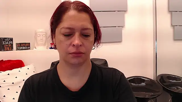 eva twiss online show from May 19, 12:00 pm