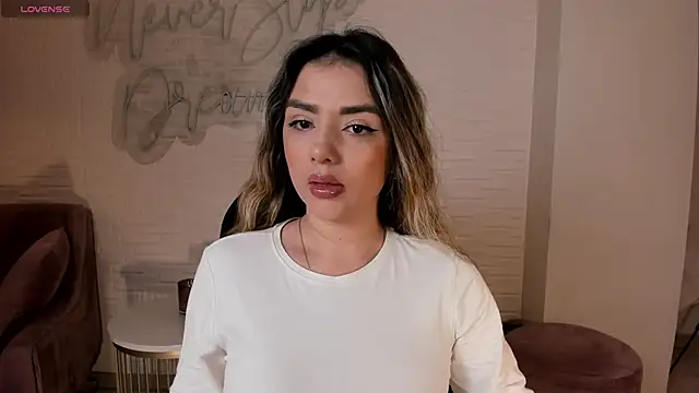 ChloePreston  online show from March 17, 10:38 am