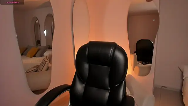 ChloePreston  online show from January 19, 11:36 am