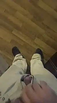 Exhibitionist040577 online show from February 19, 8:12 am