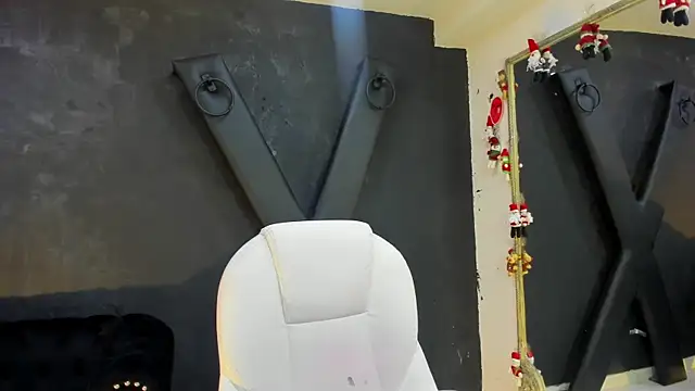 JackRibas  online show from December 19, 4:45 am