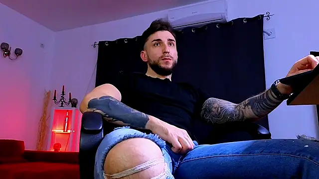 Snapshot of MightyAaron66 chatting on February 20, 6:30 pm MightyAaron66 online show from February 20, 6:30 pm