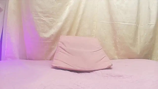 Snapshot of kata_hazel chatting on January 12, 7:10 pm kata hazel online show from January 12, 7:10 pm