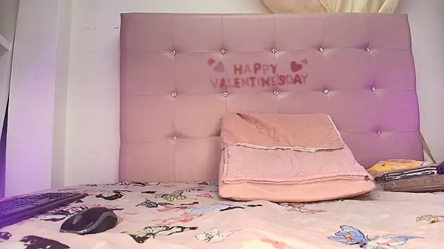 Snapshot of kata_hazel chatting on January 20, 7:14 pm kata hazel online show from January 20, 7:14 pm