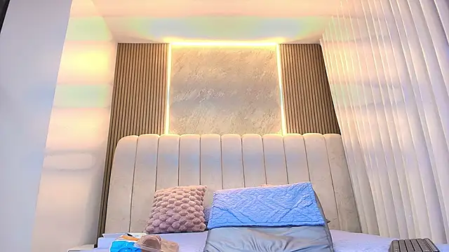 Snapshot of kata_hazel chatting on February 21, 7:15 pm kata hazel online show from February 21, 7:15 pm