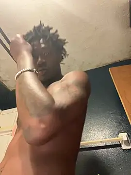 Snapshot of Dambaby25 chatting on April 5, 12:52 am Dambaby25 online show from April 5, 12:52 am