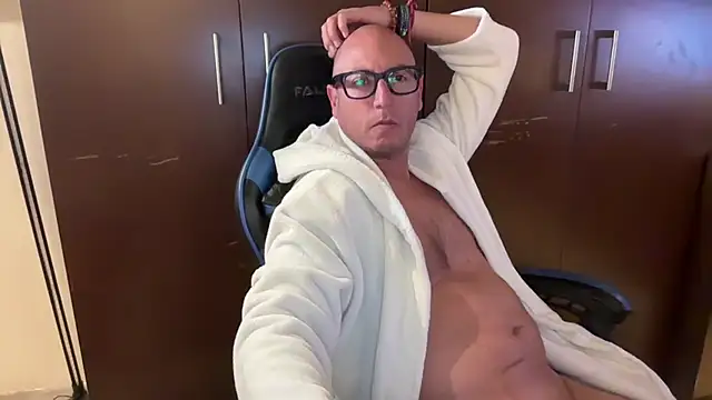 alanan881 online show from November 26, 1:17 am