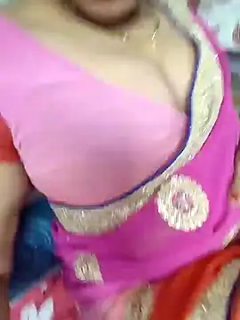 Snapshot of samitasharma chatting on December 26, 3:53 pm samitasharma online show from December 26, 3:53 pm