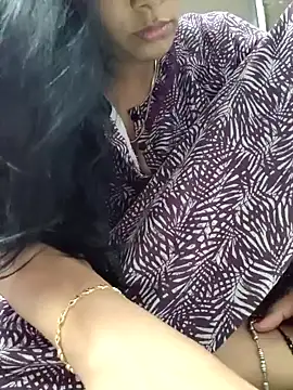 Snapshot of samitasharma chatting on January 3, 3:33 pm samitasharma online show from January 3, 3:33 pm