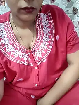 Snapshot of samitasharma chatting on January 4, 3:07 pm samitasharma online show from January 4, 3:07 pm