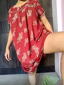 Snapshot of samitasharma chatting on January 6, 7:31 am samitasharma online show from January 6, 7:31 am