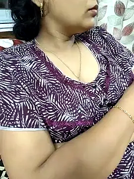 Snapshot of samitasharma chatting on January 11, 11:46 pm samitasharma online show from January 11, 11:46 pm