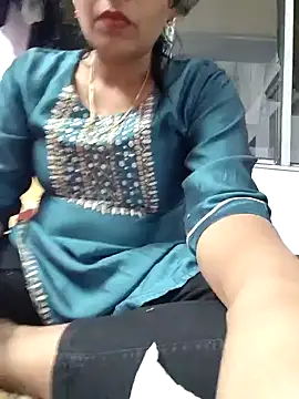 Snapshot of samitasharma chatting on January 12, 3:03 pm samitasharma online show from January 12, 3:03 pm
