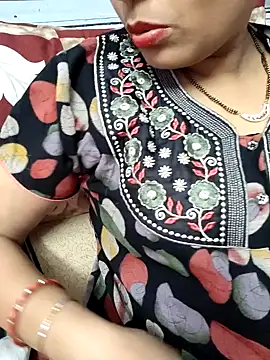 Snapshot of samitasharma chatting on February 9, 5:01 pm samitasharma online show from February 9, 5:01 pm