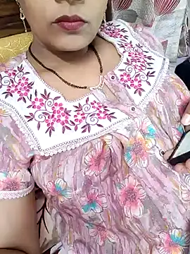 Snapshot of samitasharma chatting on March 2, 5:58 pm samitasharma online show from March 2, 5:58 pm