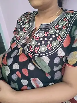 Snapshot of samitasharma chatting on March 8, 4:56 am samitasharma online show from March 8, 4:56 am