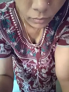 Snapshot of samitasharma chatting on March 9, 5:33 am samitasharma online show from March 9, 5:33 am